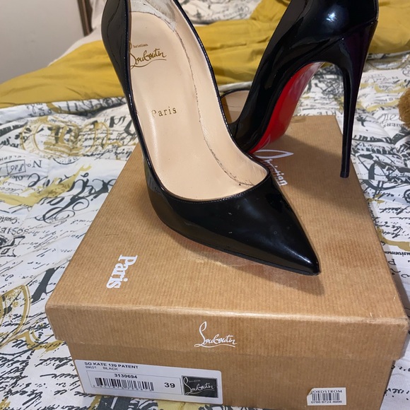 Christian Louboutin So Kate Pumps 120mm Heels (Red Bottoms) - Picture 7 of 11